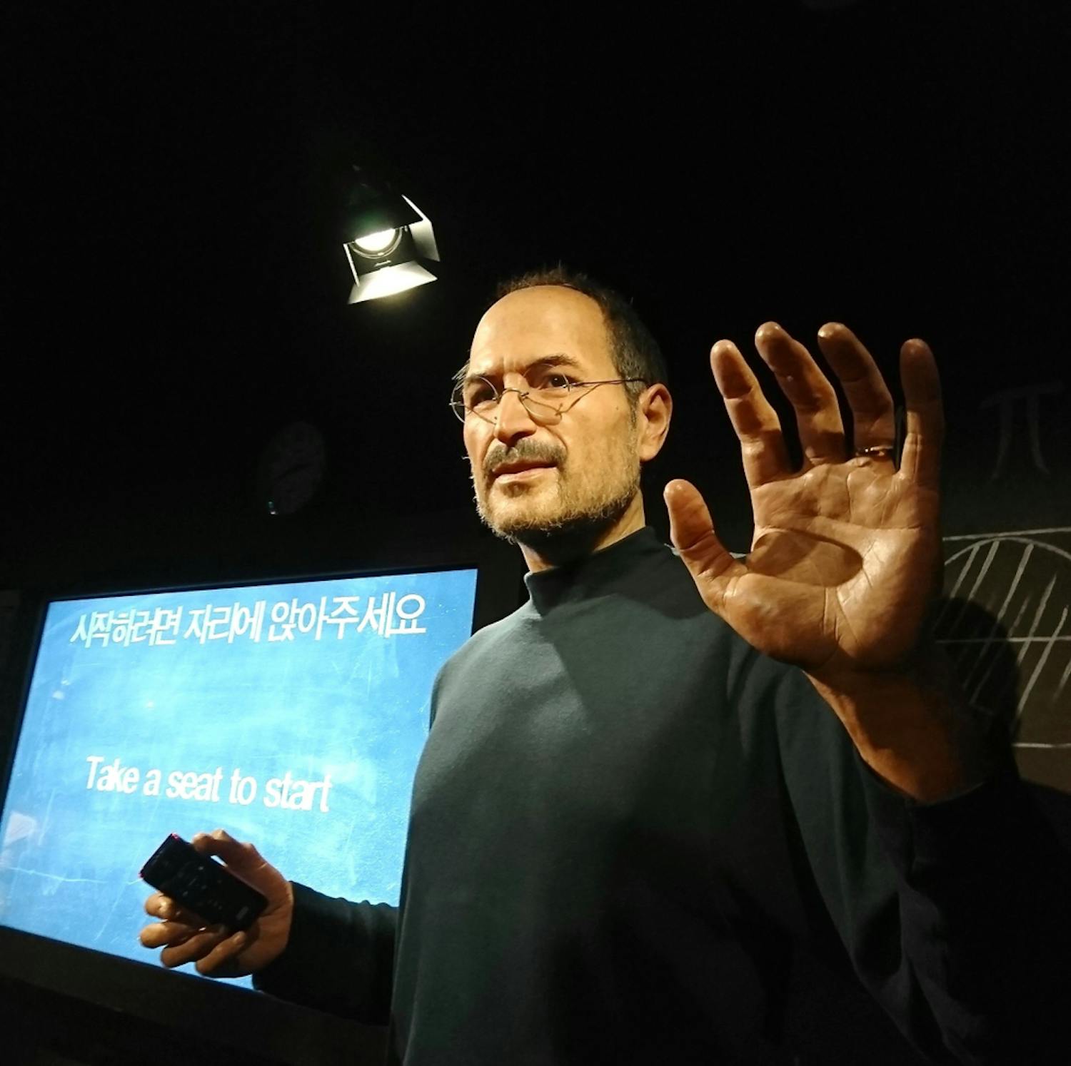 Steve Jobs Steve Jobs under en presentasjon av et nytt Apple-produkt